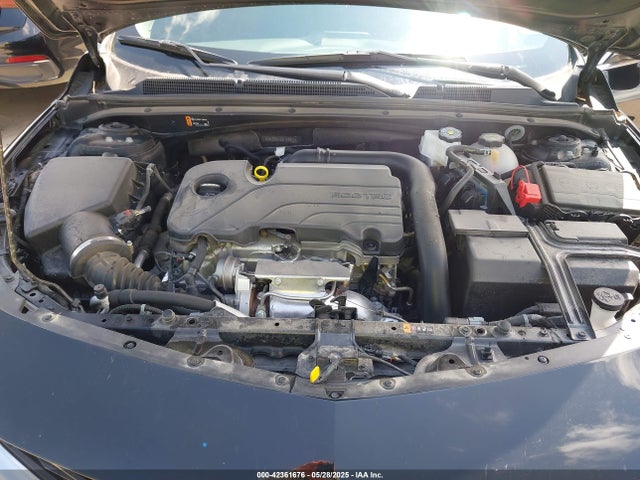1G1ZD5ST2SF118611 Chevrolet Malibu Fwd 1lt
