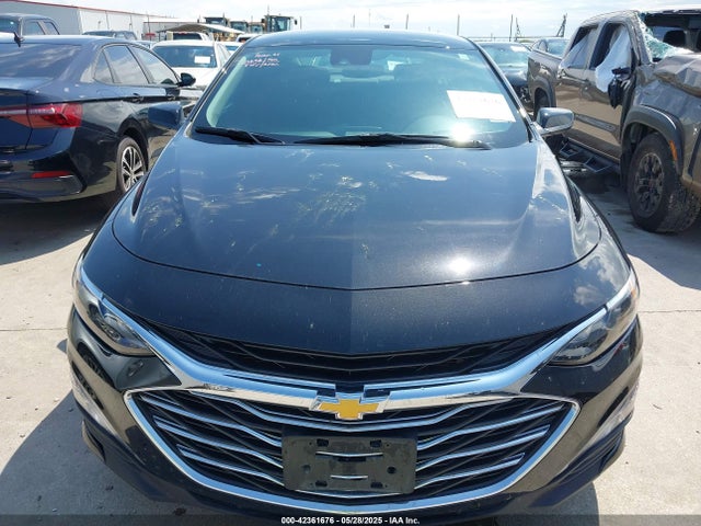 1G1ZD5ST2SF118611 Chevrolet Malibu Fwd 1lt