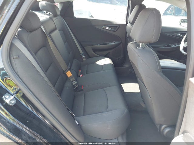 1G1ZD5ST2SF118611 Chevrolet Malibu Fwd 1lt