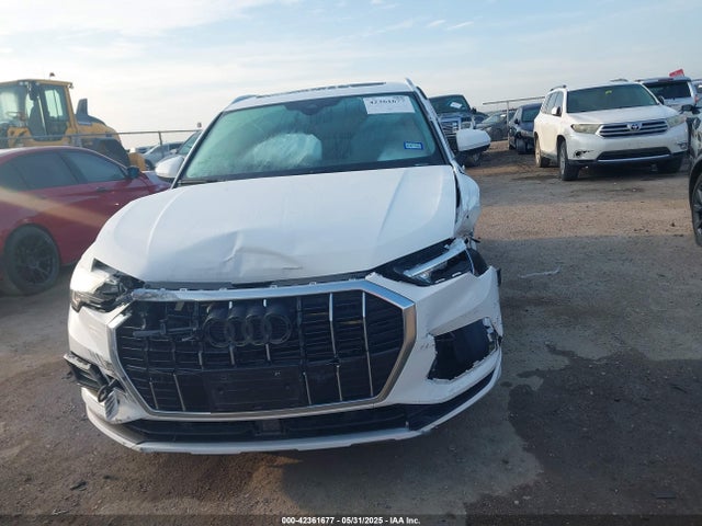 WA1AUCF3XM1064780 Audi Q3 Premium 40 Tfsi Quattro Tiptronic