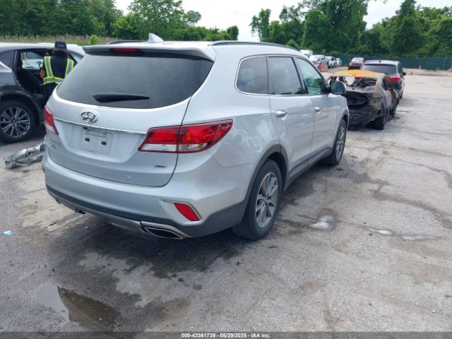 KM8SMDHF2HU209642 Hyundai Santa Fe Se