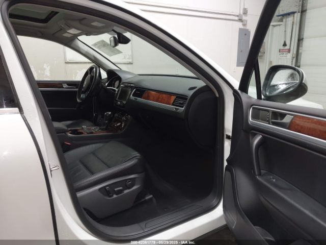 WVGEF9BP4ED006348 Volkswagen Touareg 3.6l Lux