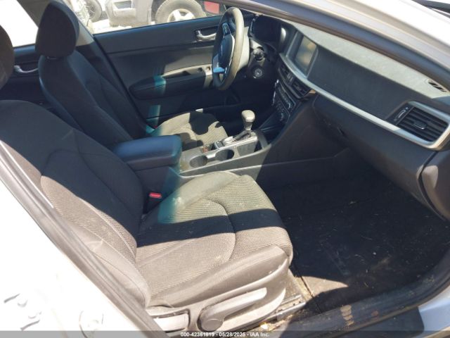 5XXGT4L38KG359603 KIA Optima Lx