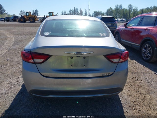 Chrysler 200 Limited 2015 1C3CCCAB5FN753772 Image 16