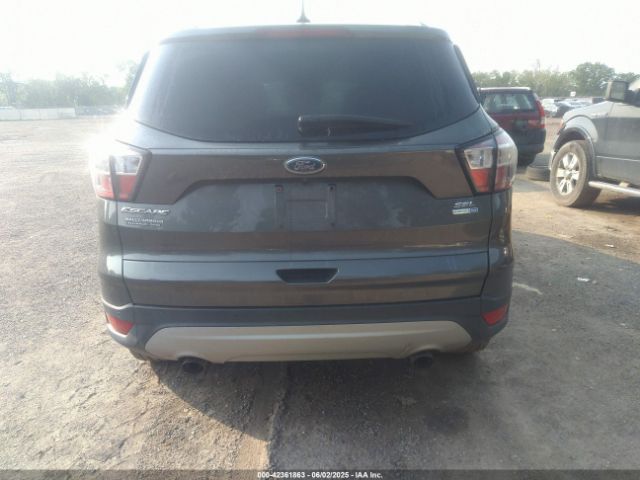 1FMCU9HD5JUA28766 Ford ESCAPE SEL