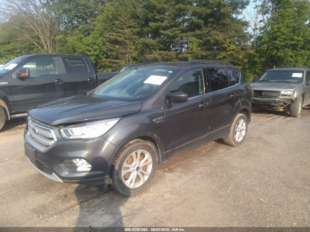 1FMCU9HD5JUA28766 Ford ESCAPE SEL