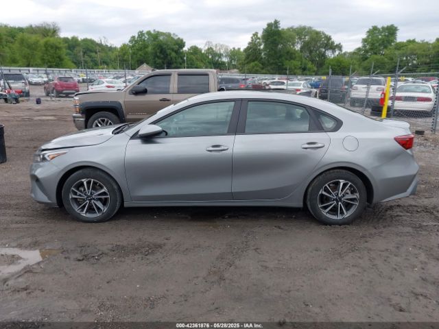 3KPF24AD8NE468263 KIA mpi nu
