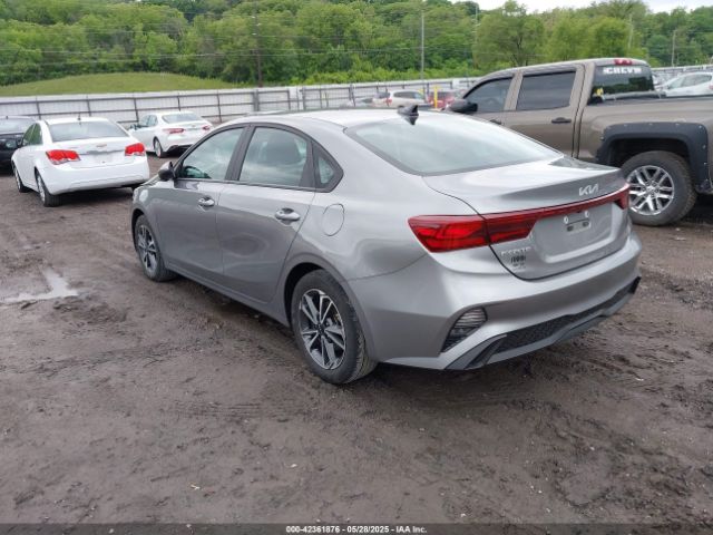 3KPF24AD8NE468263 KIA mpi nu