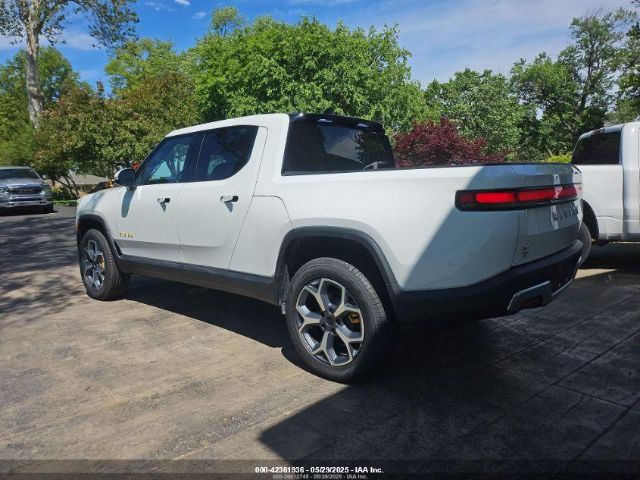 2023 RIVIAN R1T 7FCTGAAA1PN020478 Photo 2