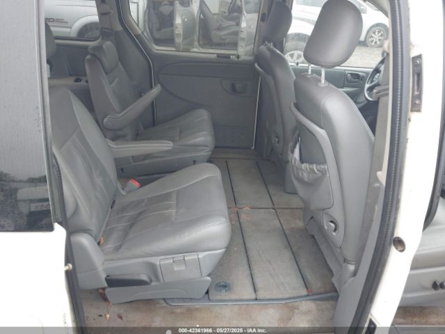 2006 CHRYSLER TOWN & COUNTRY 2A4GP54L76R915853 Photo 7