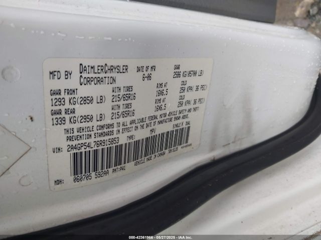 2006 CHRYSLER TOWN & COUNTRY 2A4GP54L76R915853 Photo 8