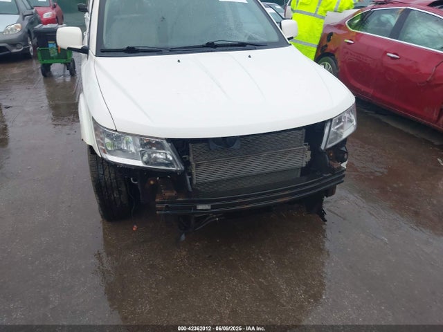 42362012 :رقم المزاد ، 3C4PDDBG8ET265036 vin ، 2014 Dodge Journey Sxt مزاد بيع