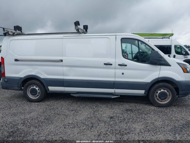 1FTYE2YM5HKB55411 Ford Transit-150