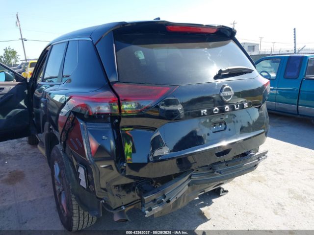 5N1BT3AA5PC855712 Nissan Rogue S Fwd