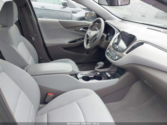 1G1ZC5ST8PF112032 Chevrolet Malibu Fwd 1fl