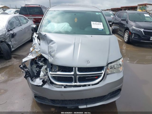 2C4RDGBG3JR288490 Dodge Grand Caravan Se