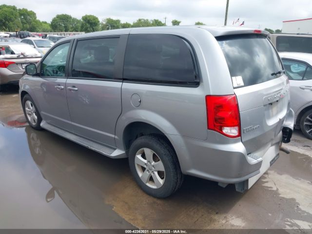 2C4RDGBG3JR288490 Dodge Grand Caravan Se