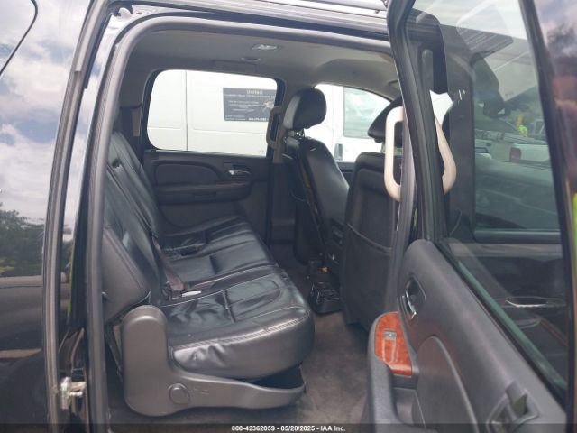 1GNSCJE09ER246246 Chevrolet Suburban 1500 Lt