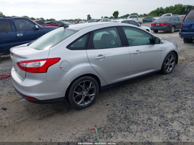1FADP3F29EL457800 Ford FOCUS SE