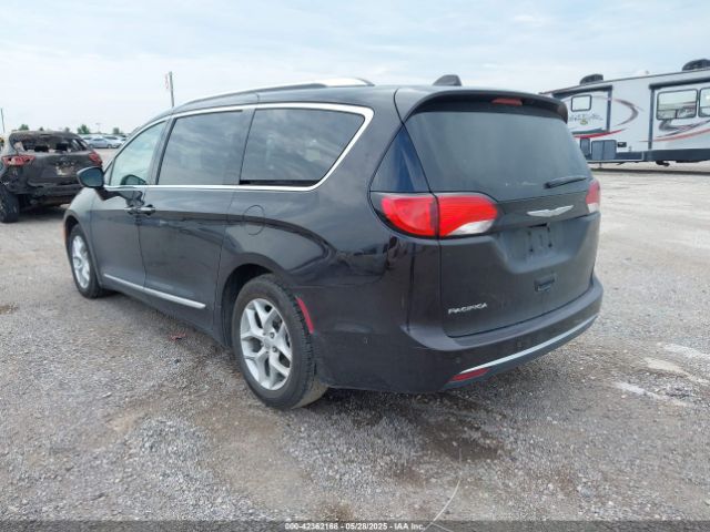 2C4RC1EG3HR634883 Chrysler Pacifica Touring-l Plus