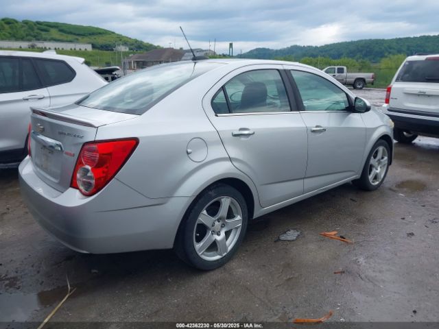 1G1JE5SB6G4142446 Chevrolet Sonic Ltz Auto