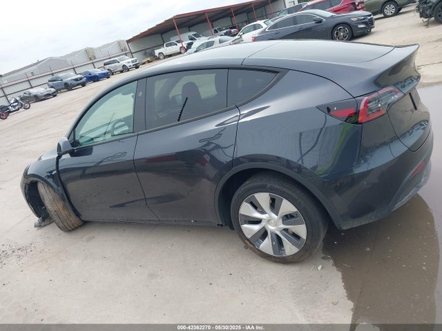 Продаж на аукціоні авто 2024 Tesla Model Y, vin: 7SAYGDED6RF092556, номер лоту: 42362270