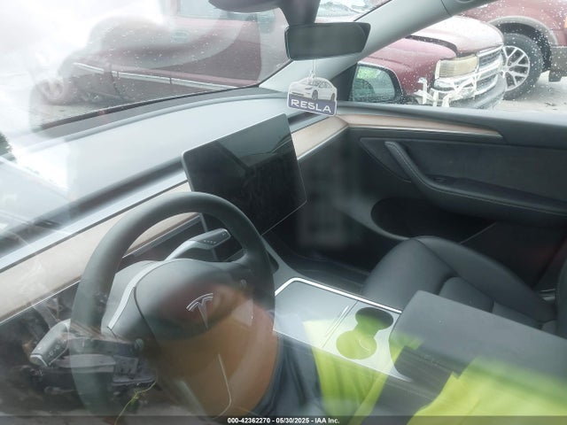 Продаж на аукціоні авто 2024 Tesla Model Y, vin: 7SAYGDED6RF092556, номер лоту: 42362270