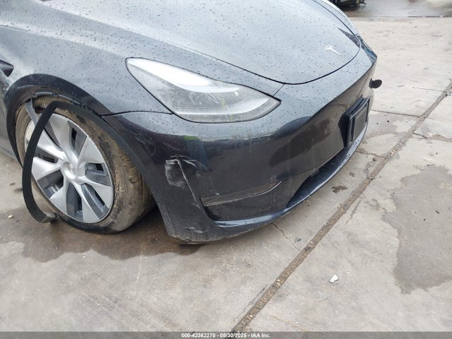 Продаж на аукціоні авто 2024 Tesla Model Y, vin: 7SAYGDED6RF092556, номер лоту: 42362270