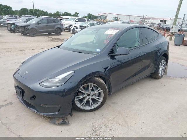 Продаж на аукціоні авто 2024 Tesla Model Y, vin: 7SAYGDED6RF092556, номер лоту: 42362270
