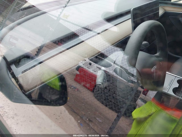 Продаж на аукціоні авто 2024 Tesla Model Y, vin: 7SAYGDED6RF092556, номер лоту: 42362270