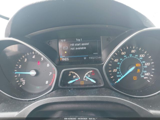 1FMCU0J99EUC48225 Ford Escape Titanium