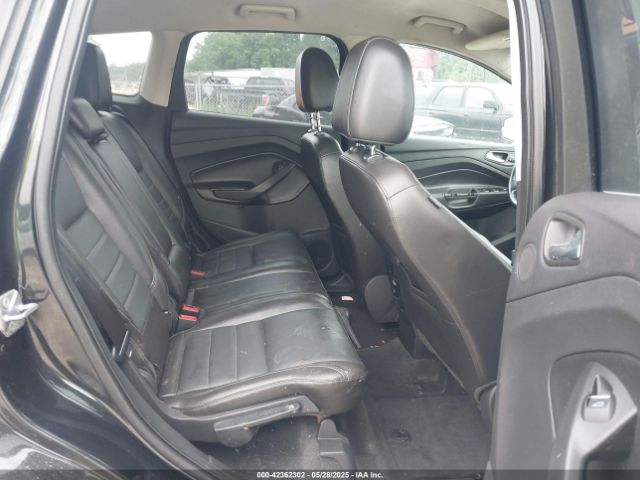 1FMCU0J99EUC48225 Ford Escape Titanium