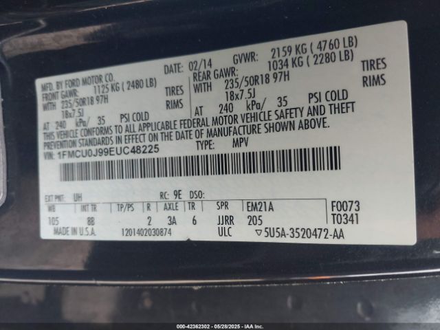 1FMCU0J99EUC48225 Ford Escape Titanium