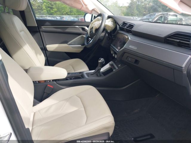 2022 AUDI Q3 WA1DECF38N1058326 Photo 4