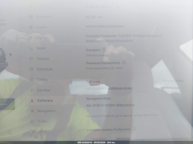 5YJ3E1EAXPF628911 Tesla 2023