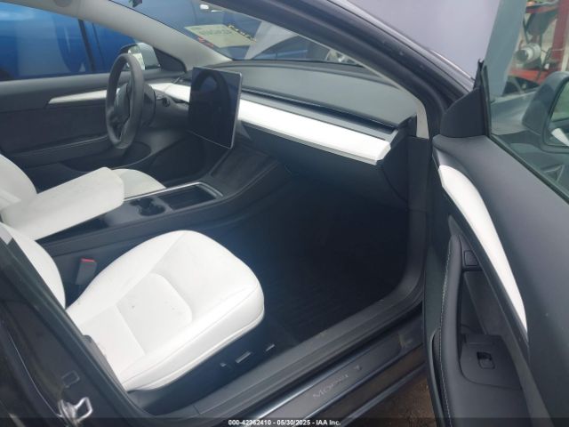 5YJ3E1EAXPF628911 Tesla 2023