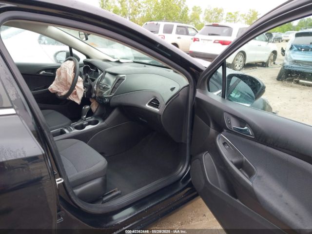 2017 CHEVROLET CRUZE 1G1BE5SM0H7274236 Photo 4