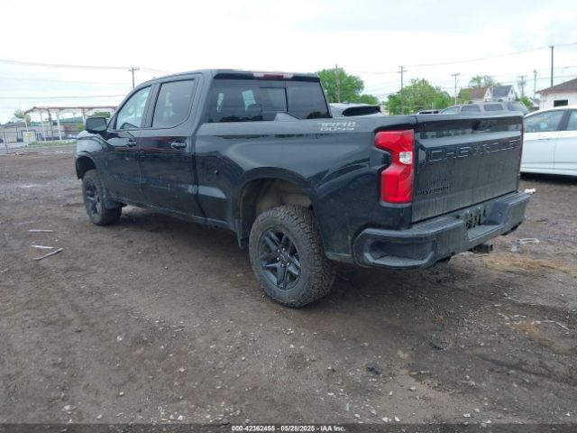 2022 CHEVROLET SILVERADO 1500 3GCUDFEL9NG582503 Photo 2