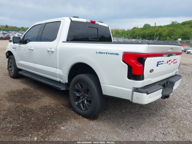 2022 FORD F-150 LIGHTNING 1FTVW1EL3NWG16132 Photo 2