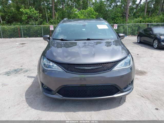 2C4RC1EG7KR715554 Chrysler Pacifica Touring L Plus