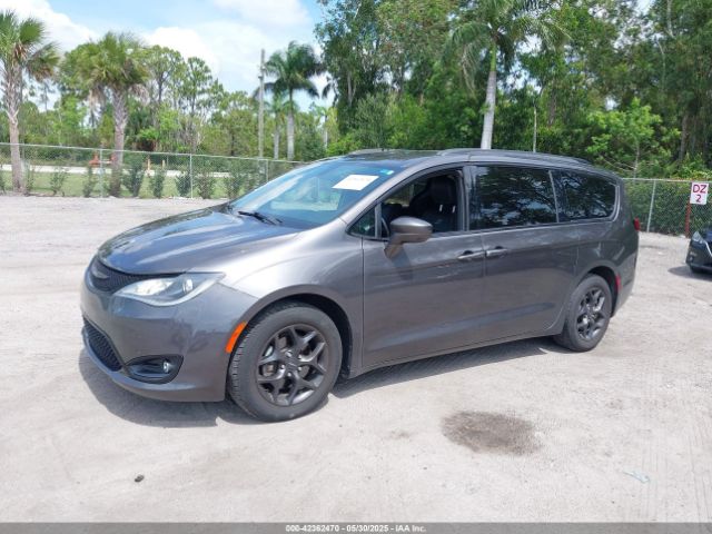 2019 CHRYSLER PACIFICA 2C4RC1EG7KR715554 Photo 1