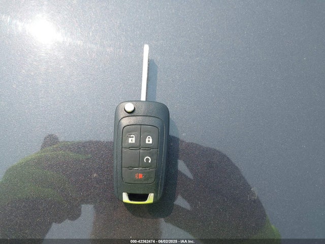 2GNFLFEKXG6170566 Chevrolet EQUINOX LT