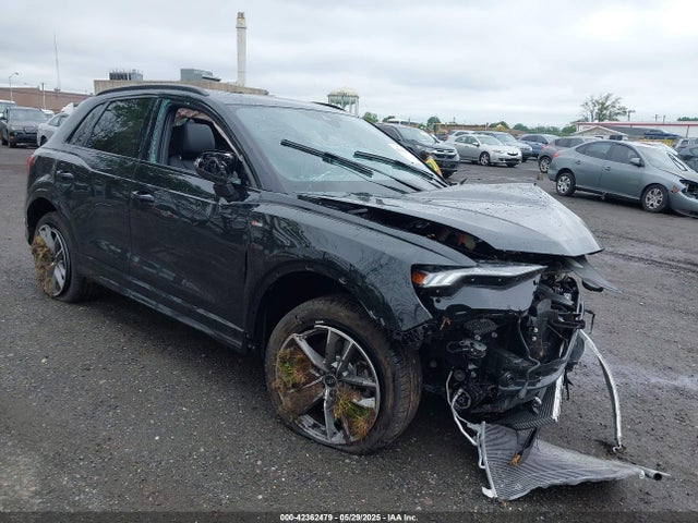 2024 AUDI Q3 WA1EECF32R1208618 Photo 0
