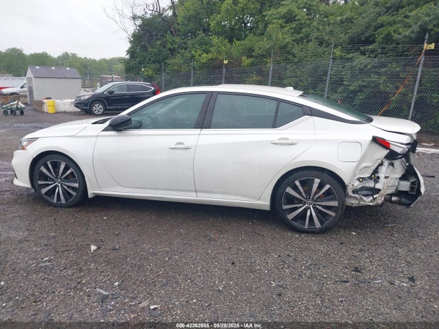1N4BL4CV3KC125984 Nissan Altima
