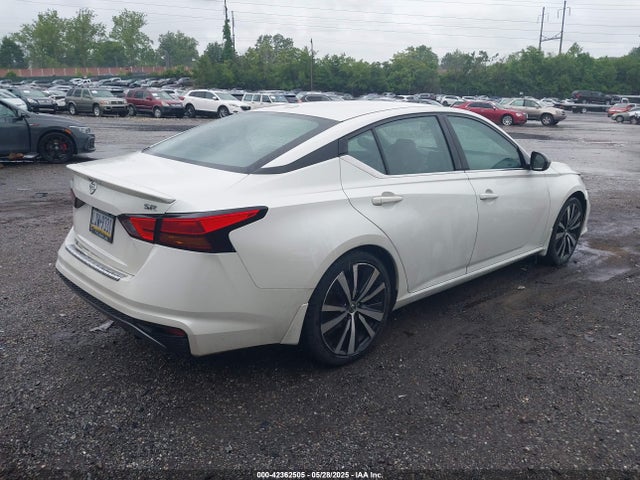 1N4BL4CV3KC125984 Nissan Altima