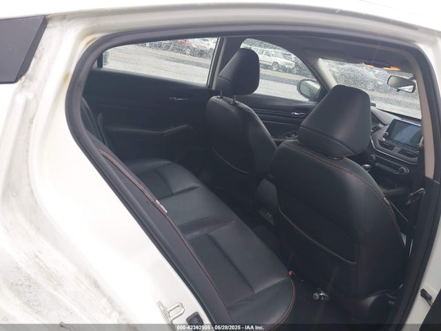 1N4BL4CV3KC125984 Nissan Altima