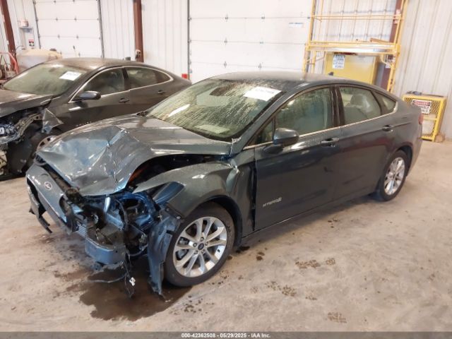 2019 FORD FUSION HYBRID 3FA6P0LUXKR100605 Photo 1