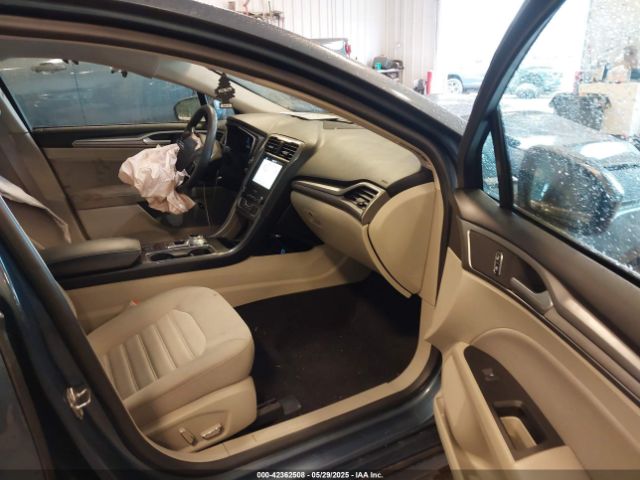 2019 FORD FUSION HYBRID 3FA6P0LUXKR100605 Photo 4