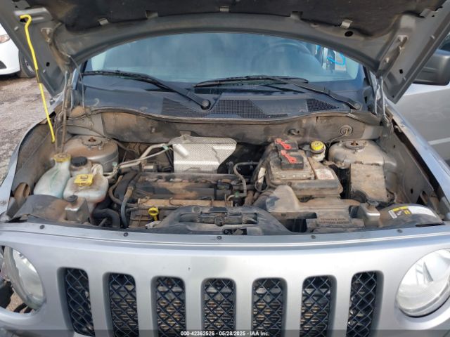1C4NJPBA2FD285562 Jeep Patriot