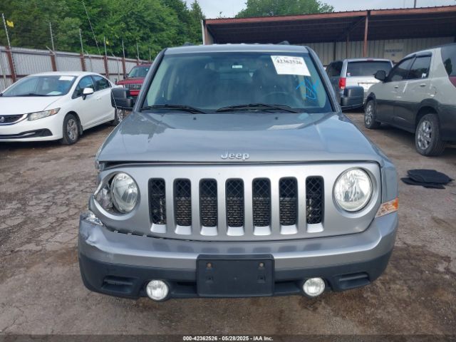 1C4NJPBA2FD285562 Jeep Patriot